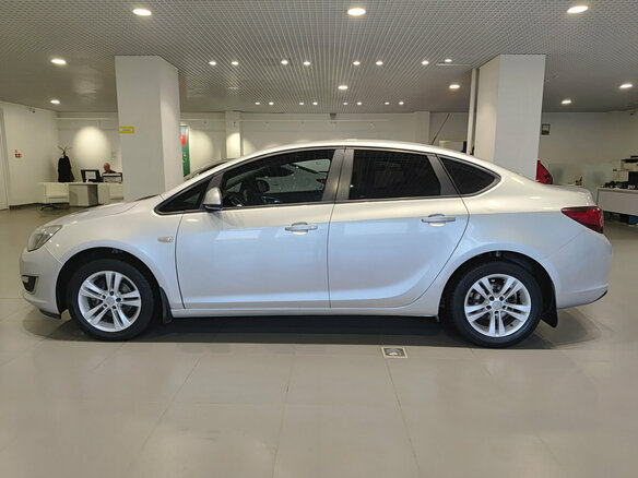 2013 Opel Astra J Рестайлинг, серебристый, 615000 рублей - вид 7