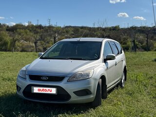 2011 Ford Focus II Рестайлинг, серебристый, 600000 рублей, вид 5