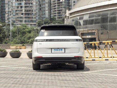2025 Lynk & Co 900, белый, 6550000 рублей, вид 4