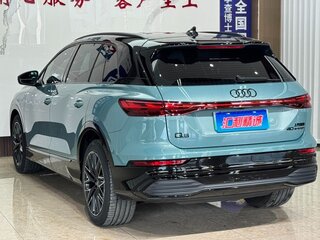 2024 Audi Q5 e-tron 40, синий, 4830000 рублей, вид 5