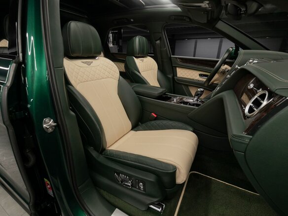 2018 Bentley Bentayga I, зелёный, 14990000 рублей - вид 22