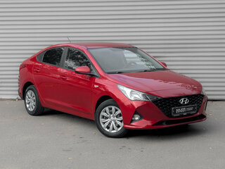 2022 Hyundai Solaris II Рестайлинг, красный, 1640000 рублей, вид 3