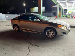 2013 Volvo S60 II, бежевый, 1500000 рублей, вид 3