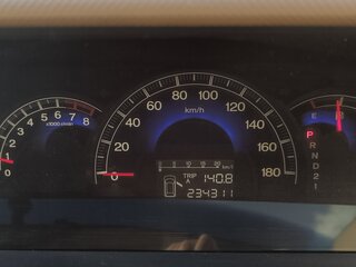 2005 Honda Elysion I, белый, 1300000 рублей, вид 5
