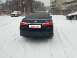 2014 Toyota Corolla XI (E160, E170, E180), серый, 1700000 рублей, вид 3