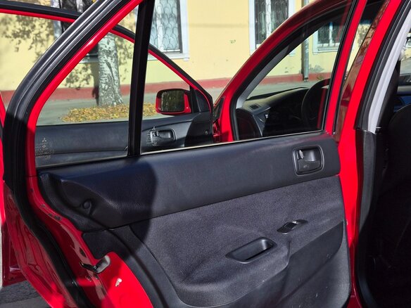 2006 Mitsubishi Lancer Evolution IX, красный, 3750000 рублей - вид 15
