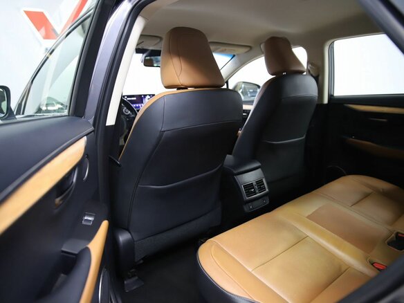 2017 Lexus NX 300 I Рестайлинг, серый, 2990000 рублей - вид 11