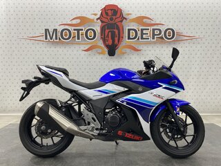 2018 Suzuki GSX 250 R, синий, 325000 рублей, вид 1