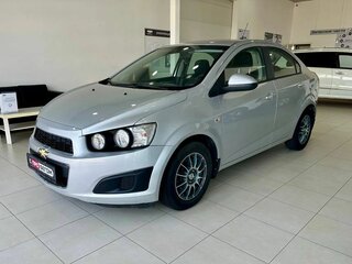 2013 Chevrolet Aveo II, серебристый, 729900 рублей, вид 3