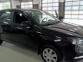 2021 Lada (ВАЗ) Vesta SW I, чёрный, 1100000 рублей, вид 2