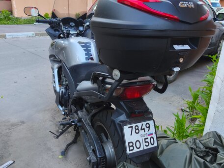 2009 Honda CBF 600, серебристый, 550000 рублей, вид 4