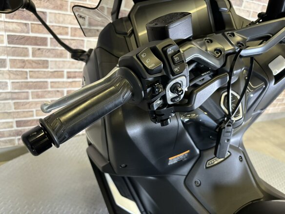 2023 Yamaha TMAX, зелёный, 1230000 рублей - вид 12