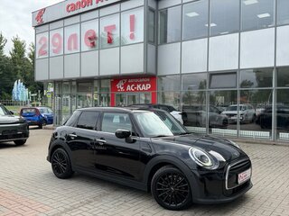 Mini Hatch One III (F55/F56) Рестайлинг