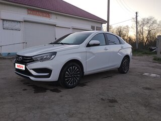 2025 Lada (ВАЗ) Vesta I Рестайлинг (NG), белый, 1580000 рублей, вид 1
