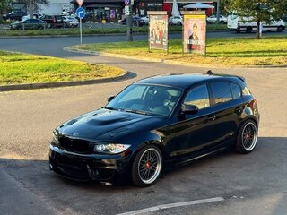 2011 BMW 1 серии 116i I (E81/E82/E87/E88) Рестайлинг, чёрный, 900000 рублей, вид 3