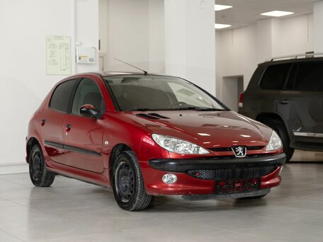 2008 Peugeot 206, красный, 250000 рублей, вид 1