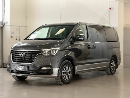 2019 Hyundai H-1 II Рестайлинг 2, серый, 3250000 рублей, вид 3