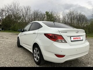 2011 Hyundai Solaris I, белый, 785000 рублей, вид 5