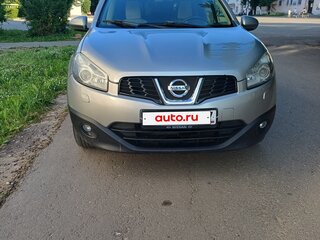 2012 Nissan Qashqai I Рестайлинг, серебристый, 999999 рублей, вид 2