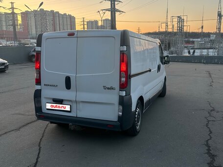 2008 Renault Trafic, белый, 1085000 рублей, вид 1