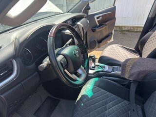 2019 Toyota Fortuner II, белый, 4200000 рублей, вид 3