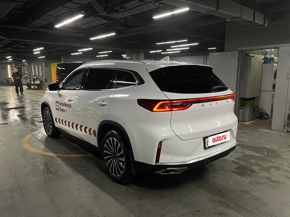 2023 Exeed TXL I Рестайлинг, белый, 1999000 рублей - вид 5