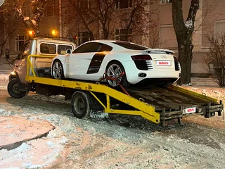 2008 Audi R8 V8 I (Typ 42), белый, 4878000 рублей, вид 4