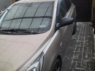 2014 Hyundai Solaris I, бежевый, 1070000 рублей, вид 4