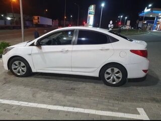 2016 Hyundai Solaris I Рестайлинг, белый, 730000 рублей, вид 5
