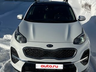 2020 Kia Sportage IV Рестайлинг, белый, 3150000 рублей, вид 2