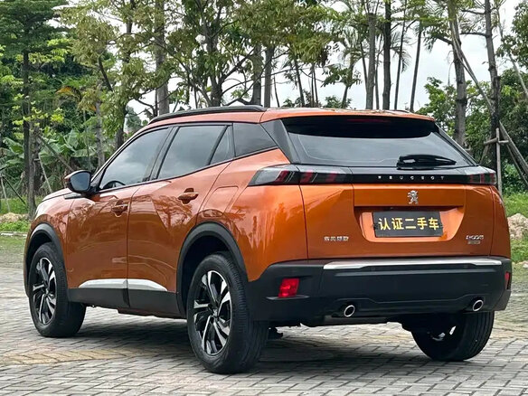 2022 Peugeot 2008 6AT II, оранжевый, 1280000 рублей - вид 6