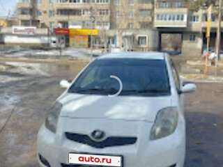 2007 Toyota Vitz II (XP90), белый, 450000 рублей, вид 1
