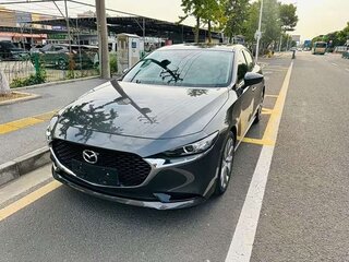 2021 Mazda 3 Axela IV (BP), серебристый, 1775400 рублей, вид 1