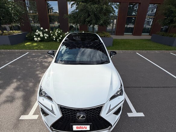 2020 Lexus NX 300 I Рестайлинг, белый, 4250000 рублей - вид 3