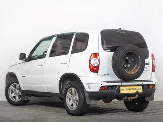 2018 Chevrolet Niva I Рестайлинг, белый, 799000 рублей, вид 5