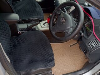 2010 Toyota Corolla Axio X (E140, E150) Рестайлинг, серебристый, 700000 рублей, вид 4