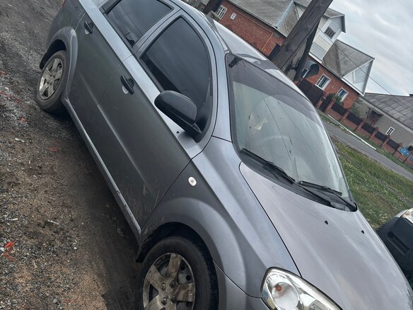 2010 Chevrolet Aveo I Рестайлинг, серый, 380000 рублей - вид 9
