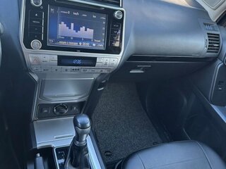 2019 Toyota Land Cruiser Prado 150 Series Рестайлинг 2, чёрный, 5000000 рублей, вид 3