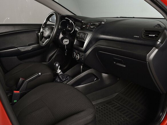 2012 Kia Rio III, красный, 500000 рублей - вид 4