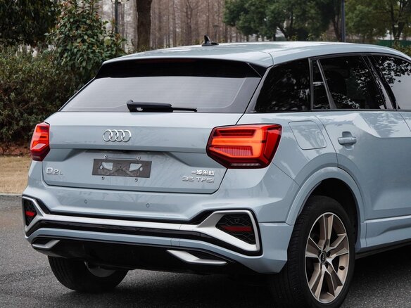 2021 Audi Q2 L 35 TFSI I Рестайлинг, серый, 1585000 рублей - вид 12