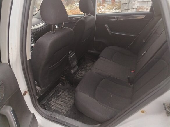 2014 Brilliance H530 I, белый, 500000 рублей - вид 9