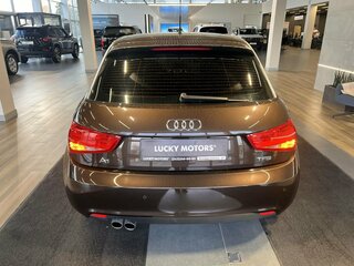 2012 Audi A1 I (8X), коричневый, 995000 рублей, вид 4