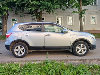 2012 Nissan Qashqai I Рестайлинг, серебристый, 999999 рублей, вид 3