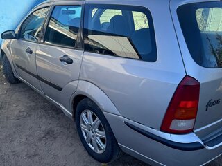 2002 Ford Focus I Рестайлинг, серебристый, 130000 рублей, вид 2
