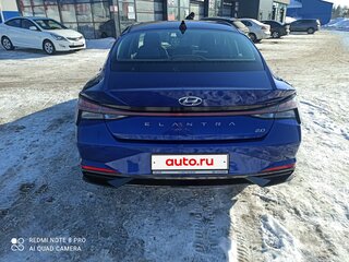 2020 Hyundai Elantra VII (CN7), синий, 1900000 рублей, вид 4