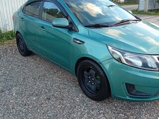 2014 Kia Rio III, зелёный, 650000 рублей, вид 4