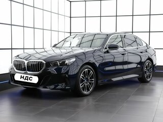 2025 BMW 5 серии Long 530Li xDrive VIII (G60/G61/G68), чёрный, 8900000 рублей, вид 1
