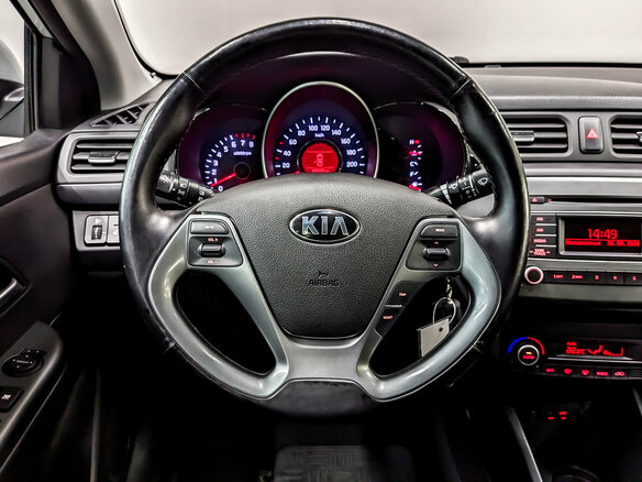 2017 Kia Rio III Рестайлинг, серебристый, 1165000 рублей - вид 21