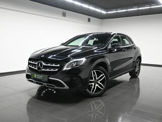 2017 Mercedes-Benz GLA 200 I (X156) Рестайлинг, чёрный, 2375000 рублей, вид 1
