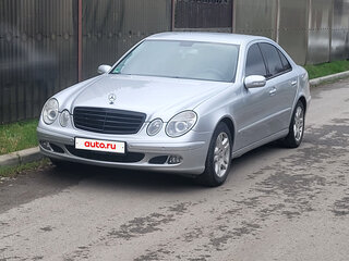 2005 Mercedes-Benz E-Класс 200 III (W211, S211), серебристый, 1350000 рублей, вид 1